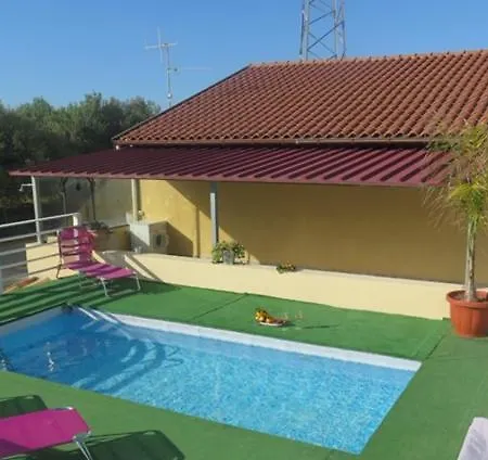 Casale Rustico Con Piscina Ferienhaus *